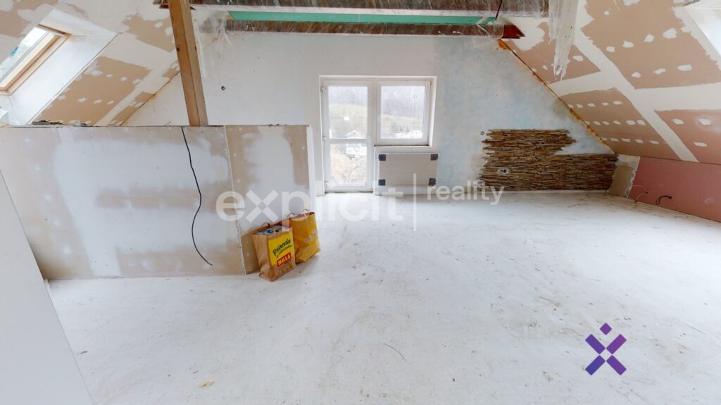 Prodej-Rodinne-domy-199-m2-pozemek-471-m2-Trnava-11302022_092656.jpeg
