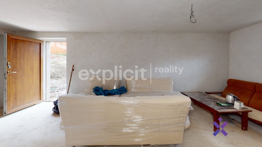 Prodej-Rodinne-domy-199-m2-pozemek-471-m2-Trnava-Bedroom1.jpeg