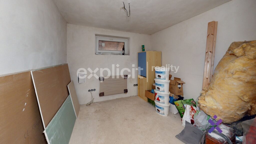 Prodej-Rodinne-domy-199-m2-pozemek-471-m2-Trnava-Bedroom3.jpeg
