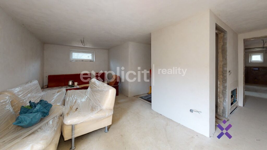 Prodej-Rodinne-domy-199-m2-pozemek-471-m2-Trnava-Bedroom.jpeg