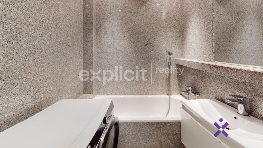 Pronajem-Byty-21-61-m2-Zlin-Mokra-Bathroom.jpeg
