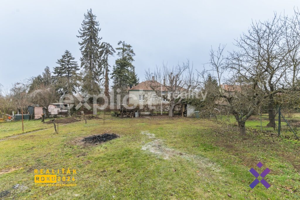 Prodej-rodinneho-domu-325-m²-pozemek-1-122-m²-Uhersky-Ostroh-okres-Uherske-Hradiste36