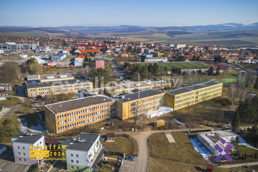 Prodej-bytu-3kk-65-m2-zahrada-127-m2-Uhersky-Brod-okres-Uherske-Hradiste38