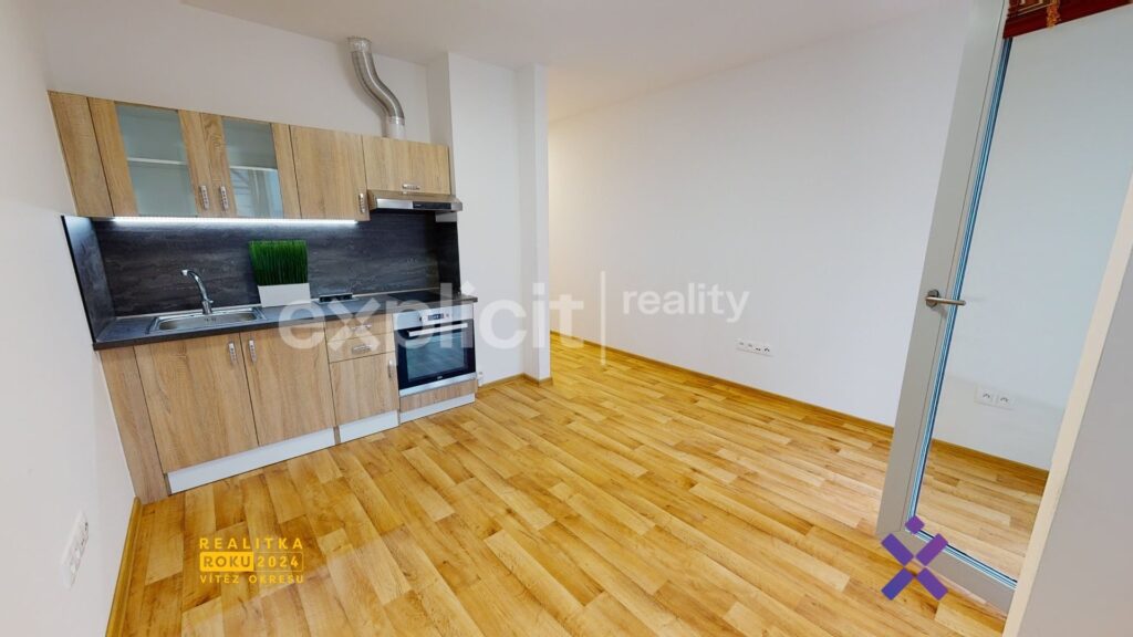 Explicit-Reality-makler-Zlin-Dalibor-Stribrny-1