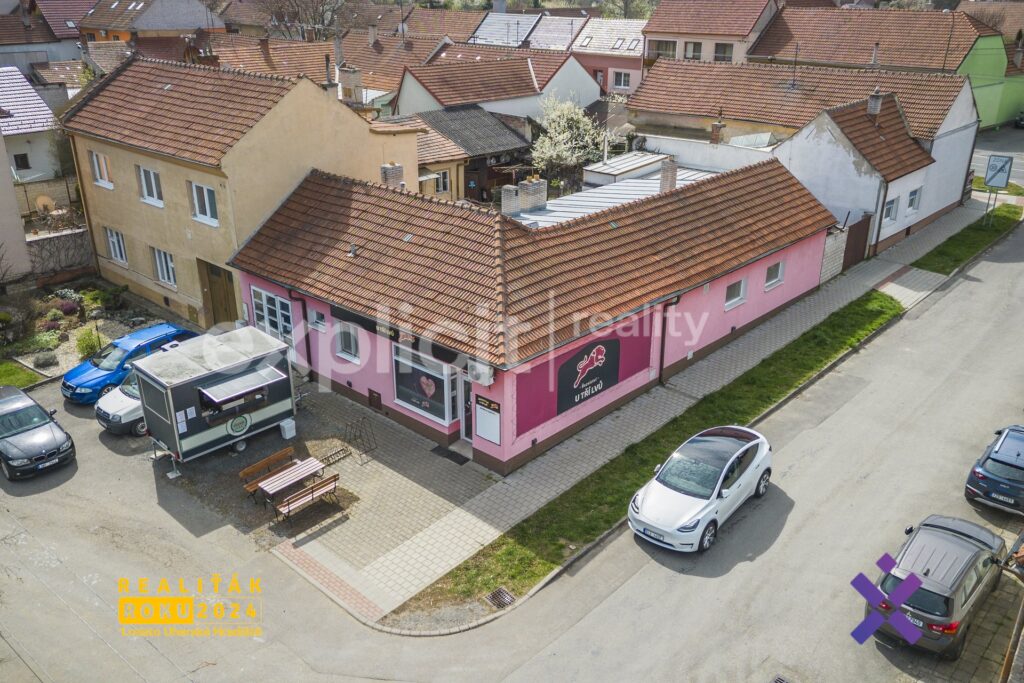 Prodej-ostatni-komercni-nemovitosti-155-m²-Uhersky-Ostroh-Ostrozske-Predmesti-okres-Uherske-Hr
