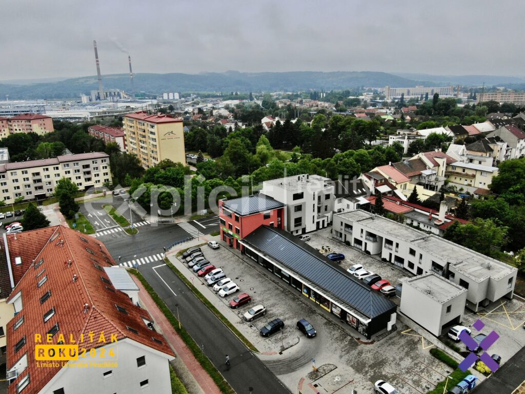 Pronajem-obchodnich-prostor-55-m²-–-Otrokovice-okres-Zlin11