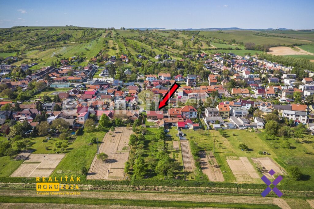 Prodej-rodinneho-domu-51-333-m²-pozemek-2-555-m²-Bzenec-okres-Hodonin55