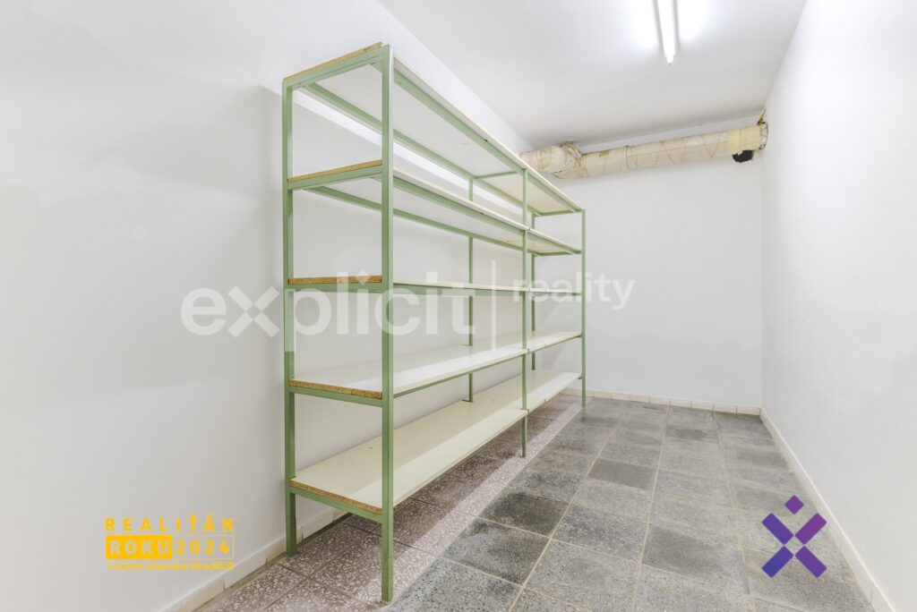 Prodej-rodinneho-domu-51-333-m²-pozemek-2-555-m²-Bzenec-okres-Hodonin17