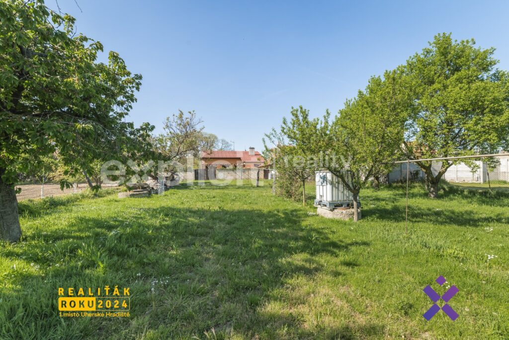 Prodej-rodinneho-domu-51-333-m²-pozemek-2-555-m²-Bzenec-okres-Hodonin48