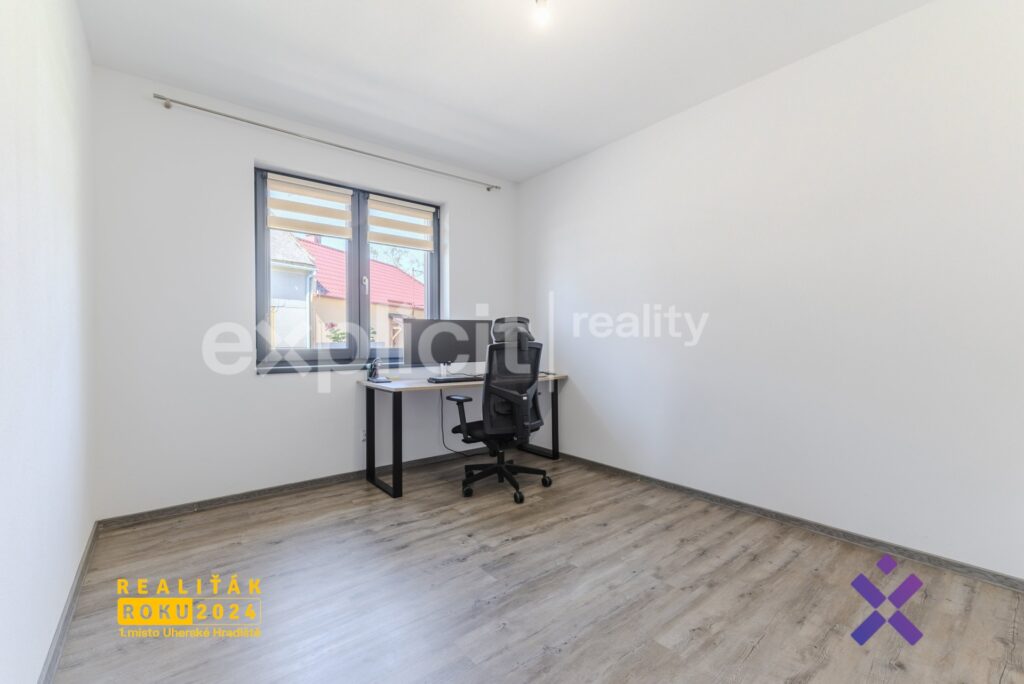 Prodej-rodinneho-domu-4kk-204-m²-pozemek-465-m²-–-Blatnice-pod-Svatym-Antoninkem-okres-Hodonin10