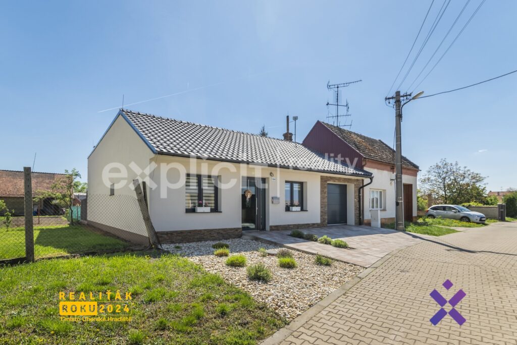 Prodej-rodinneho-domu-4kk-204-m²-pozemek-465-m²-–-Blatnice-pod-Svatym-Antoninkem-okres-Hodonin20