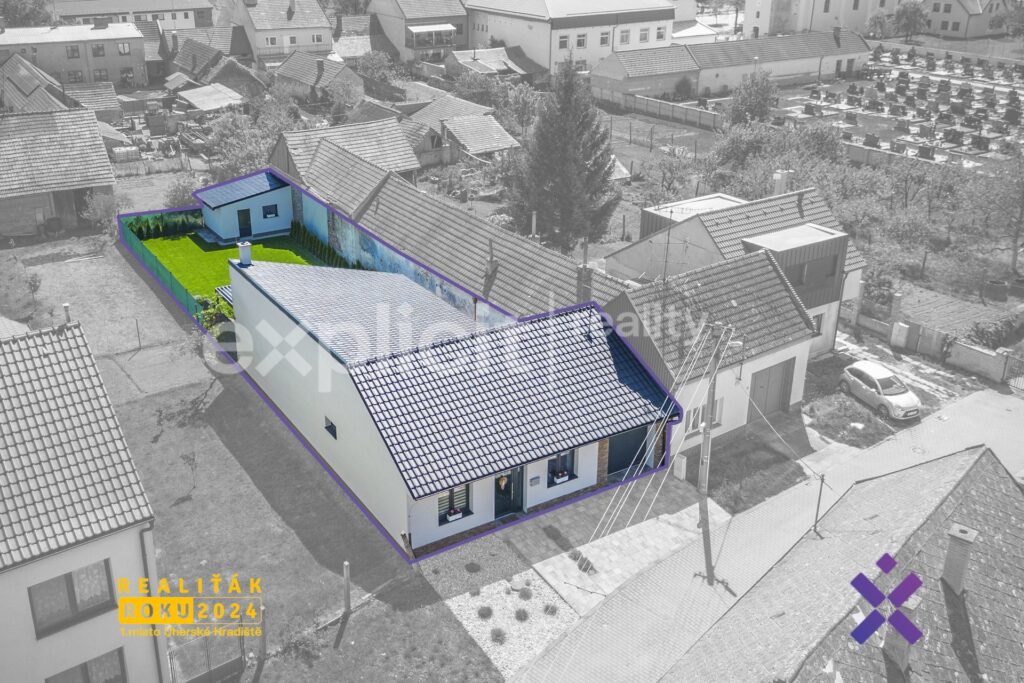 Prodej-rodinneho-domu-4kk-204-m²-pozemek-465-m²-–-Blatnice-pod-Svatym-Antoninkem-okres-Hodonin23