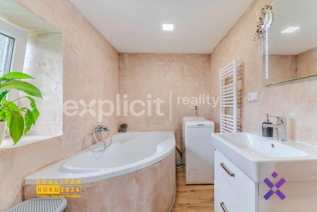 Prodej-rodinneho-domu-31-138-m²-Brumov-Bylnice-Brumov-okres-Zlin14